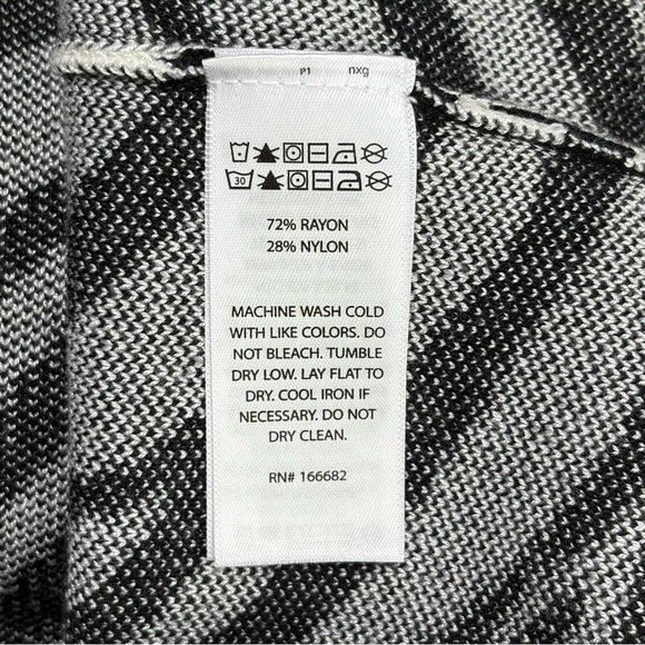 House Of Harlow 1960 Zebra Print Fitted Knit Maxi Dress Size L NWT - Picture 10 of 11